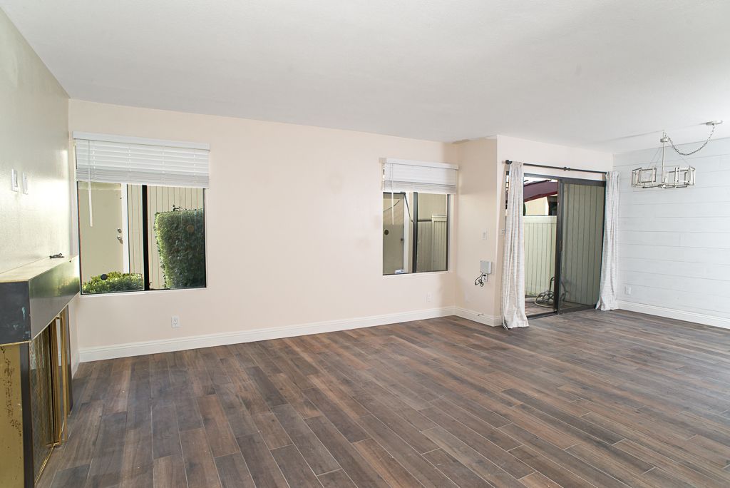 22109 Burbank Boulevard - 2